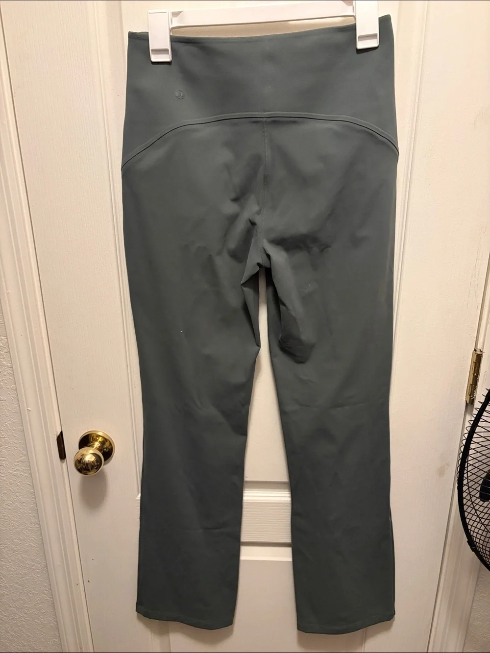 Lululemon Smooth Fit Pull-On High-Rise Pant in Dark Forest